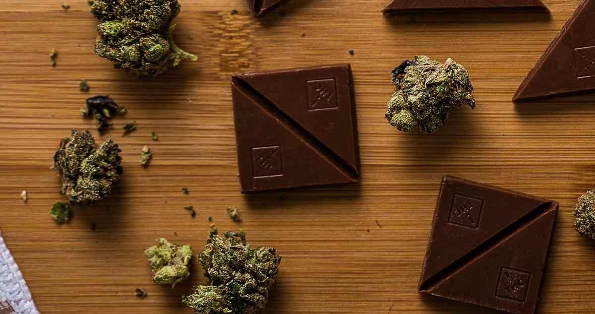 DIY Cannabis Baking vs Buying Pre-packaged Edibles