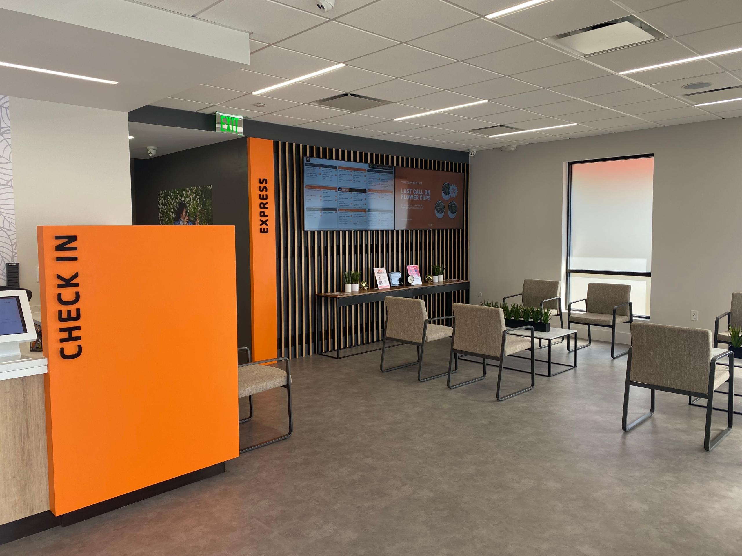 Waiting Room Orlando - Colonial Dispensary